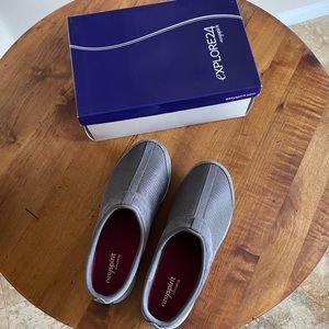 Easy Spirit Women’s Ezcool Mesh Clogs Gray Size 9W